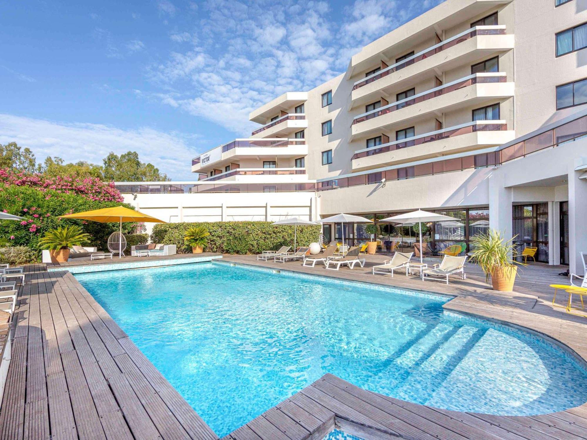 Mercure Hyeres Centre Cote D'Azur Exterior foto